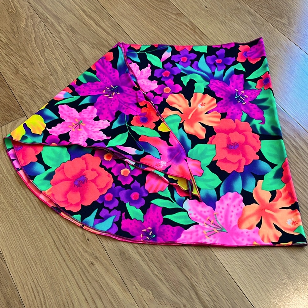 Vintage Zuliana Beach Tie Skirt